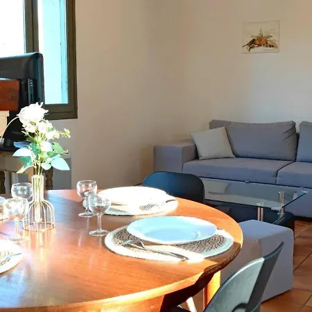 La Petite Cassagne Holiday home *